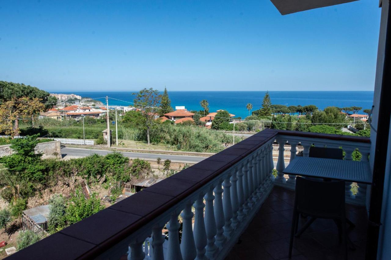 B&B Esterita Parghelia Exterior photo